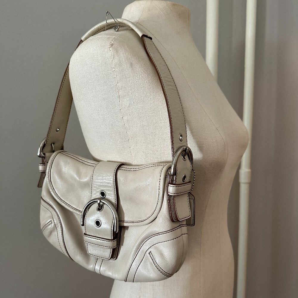 Vintage Coach Mini Soho Leather Shoulder Bag-White
